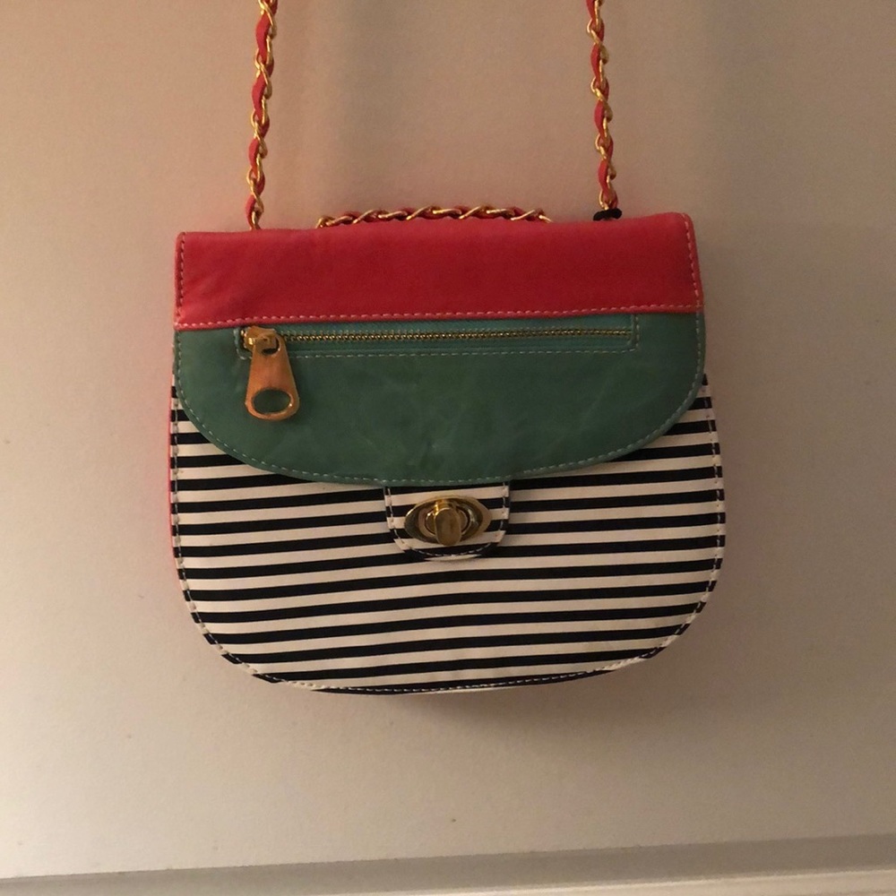 Nila Anthony crossbody bag